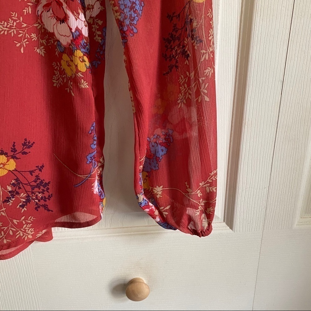 Doe & Rae Cold Shoulder Red Floral Print Blouse - Picture 4 of 11